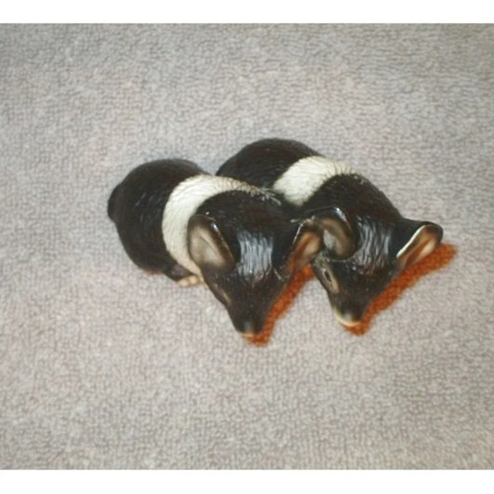 Vtg Japan Baby Pigs Figurine Porcelain Twins Signed Honey Knox Kingdom MCM 60s